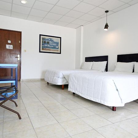 Hotel & Suites Arges - Centro Chetumal Luaran gambar